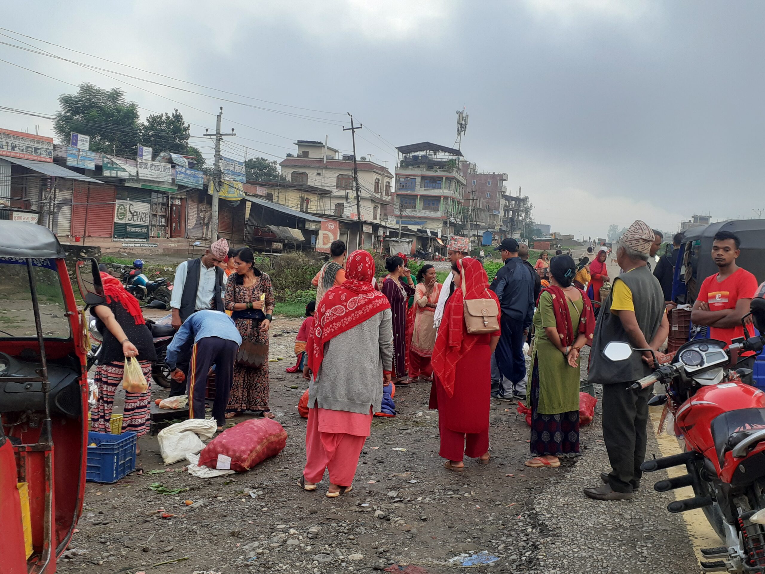 विवाद सुरु हुनु अगाडिको माहोल